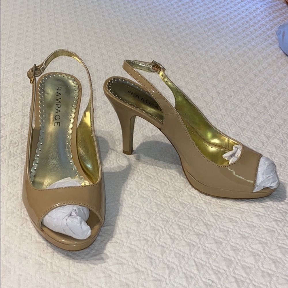 Tan Heels